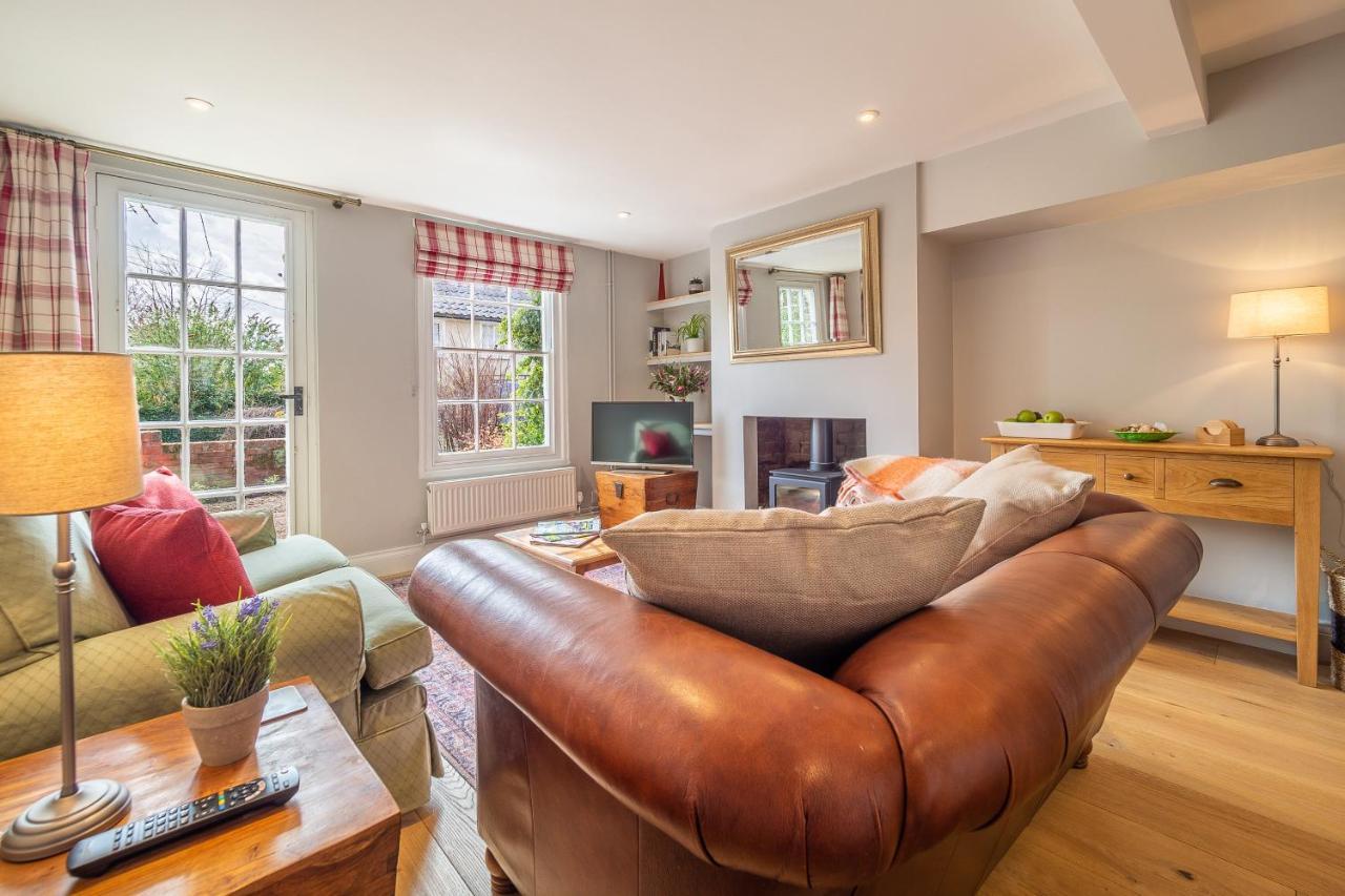 Adorable Cottage With A Log Burner In Heavenly Village - Constable Lodge Nayland Extérieur photo